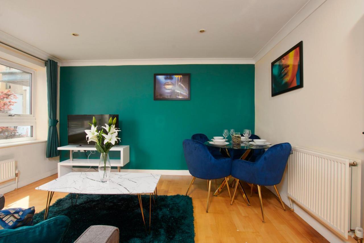 Exquisite Cambridge Abode - Sleeps 6 - Parking Apartment Bagian luar foto